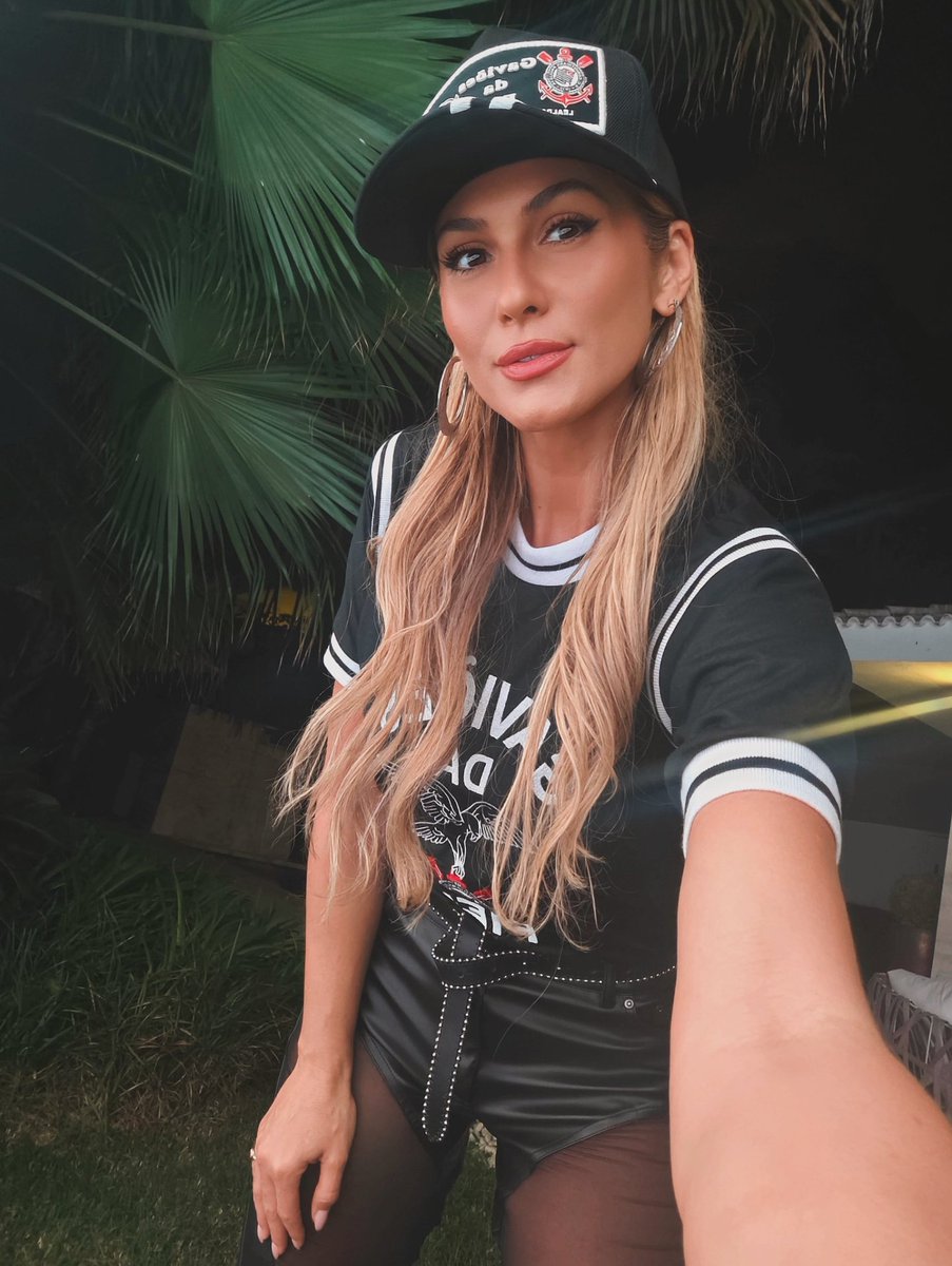 Lívia Andrade 🦉 tweet media
