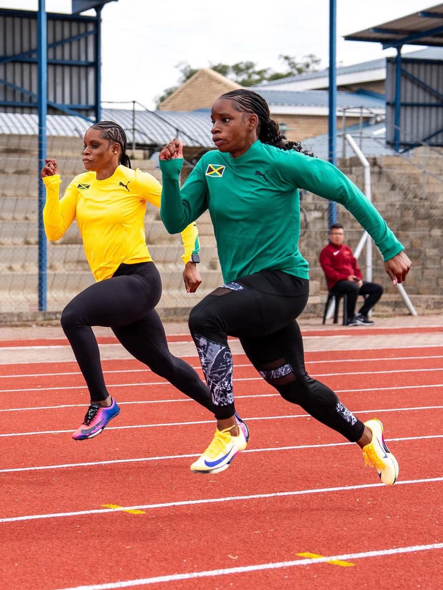 garstel7's tweet image. Cho !!! Chaaii !!! Double Trouble in Botswana 

Good trouble 😁 not bad trouble 😊 

Jamaican Sprint Twins, Tia and Tina Clayton are,  going through the motions in Botswana

They are preparing for the World Relays to,  be held in,  that African country #jamaica #botswana #sports