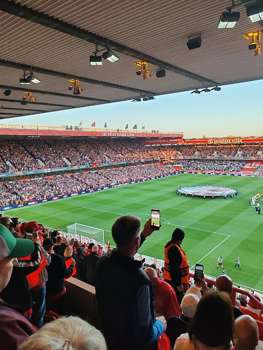 Nobster73's tweet photo. Half time. All to play for. Sorry for saying Wood had done "Fuck all" then he crashes in the pen. Vitor has worked wonders fair play to him..#NFFC https://t.co/X3Mhw6A9r2