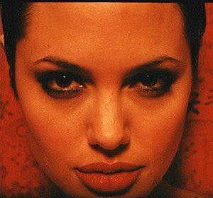 GAltringham's tweet photo. Angelina Jolie photographed by Matt Gunther, 1998. https://t.co/ImaYcUXDTM