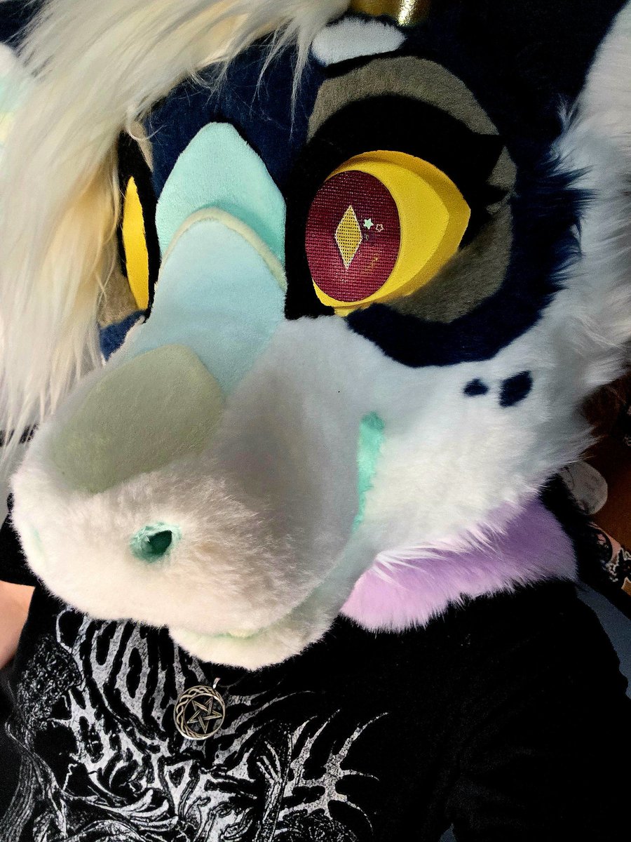 Nightmar_Realm's tweet photo. I've gotten so bad at posting stuff anywhere but insta I swear.
~~~
Went to the Oddities Expo last weekend and have been busy with family and a root canal so even insta has been short on content 😅
~~~
Badge by @opalmimic
~~~
#asterathedragon #furry #dragonfursuiter https://t.co/aV3xydCfGS