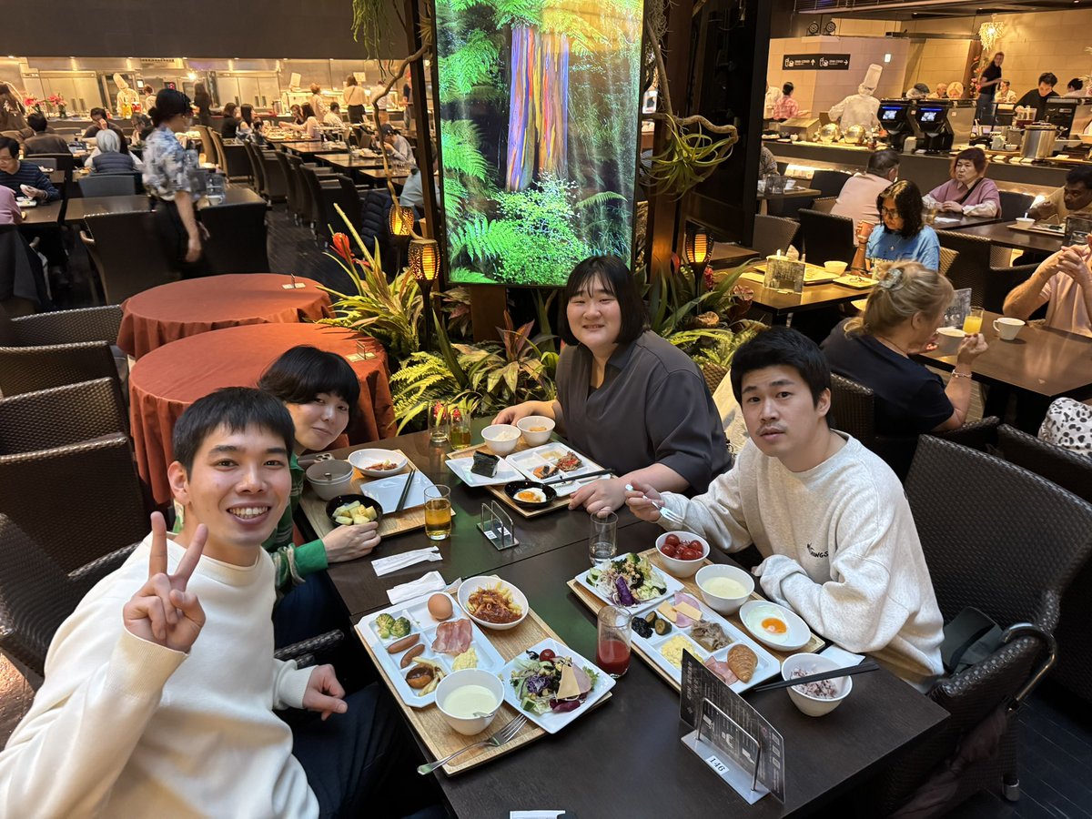 豆鉄砲 ホセ tweet media