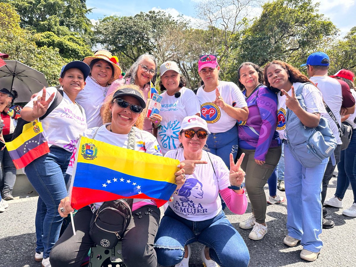 Ministerio del Poder Popular para las Comunas tweet media