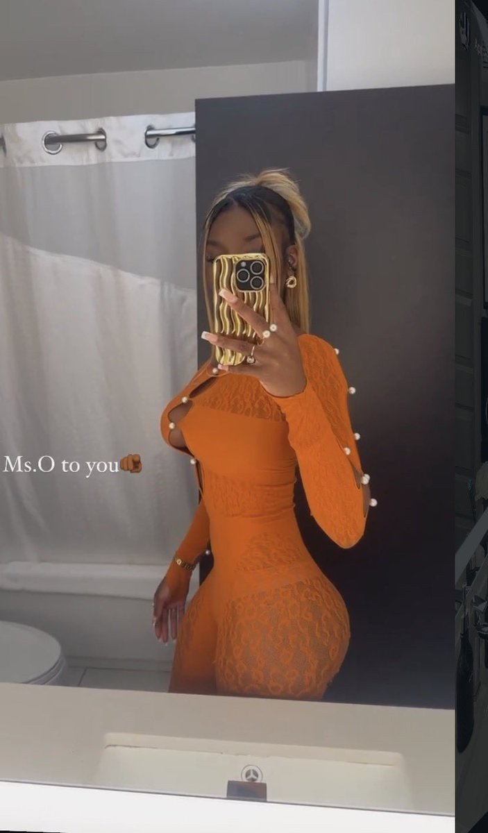 ohappyjoke's tweet photo. Ms O selfies 💋 https://t.co/TNEYaPICwM
