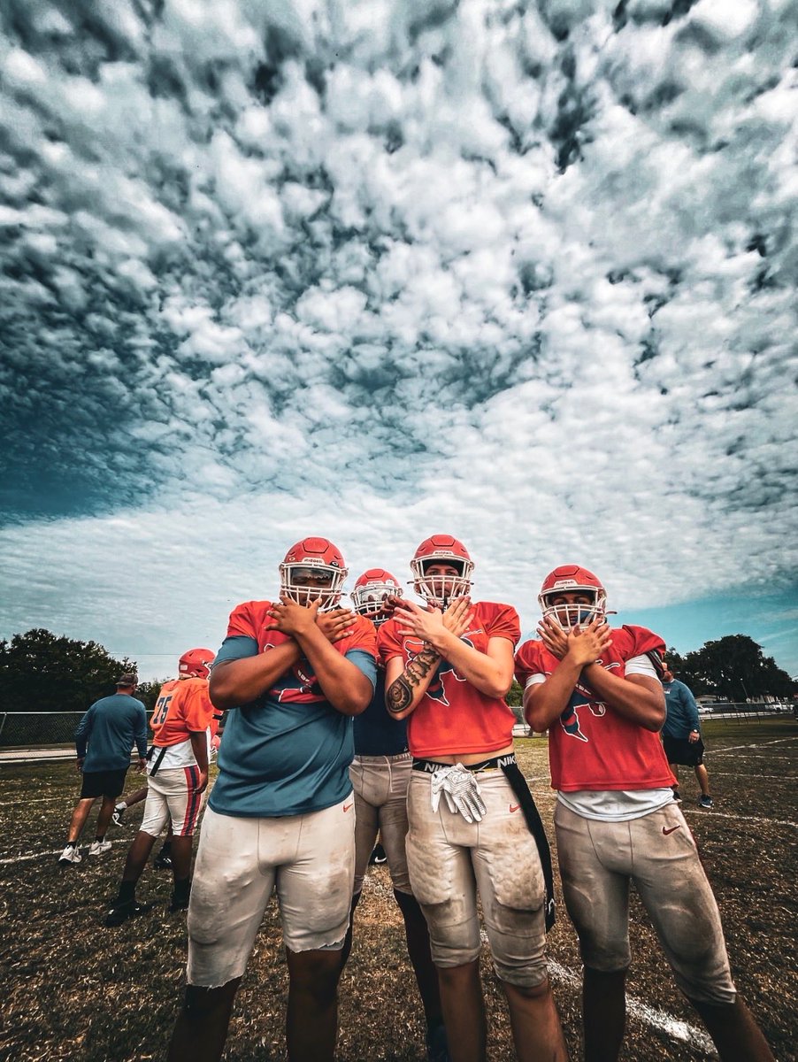 DE__Bryce's tweet photo. M.U.D.D everyday is another day to get better #AGTG #shinetime @GradyMorrell @RealNews102 @BartowFootball @Mello_da1_ @BartowBoosters https://t.co/YfG9sPfpmM