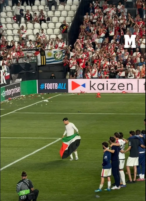 Antifa_Ultras tweet media