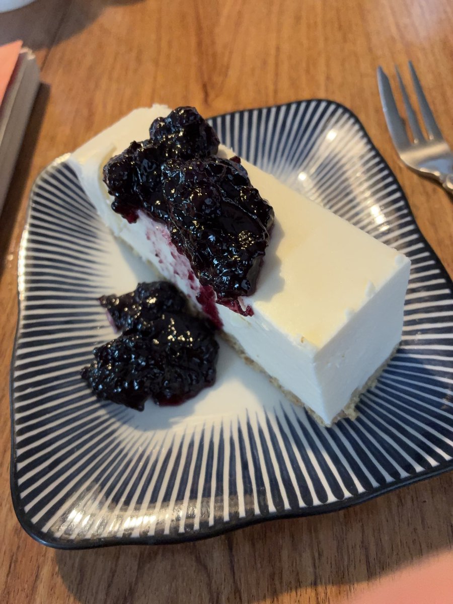 #飯テロ #お菓子テロ
レアチーズムース