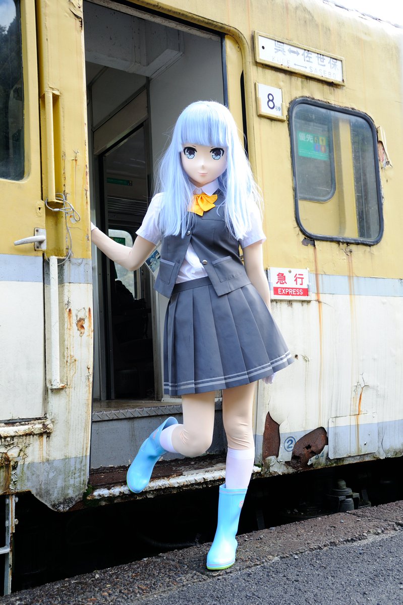 クローク tweet media
