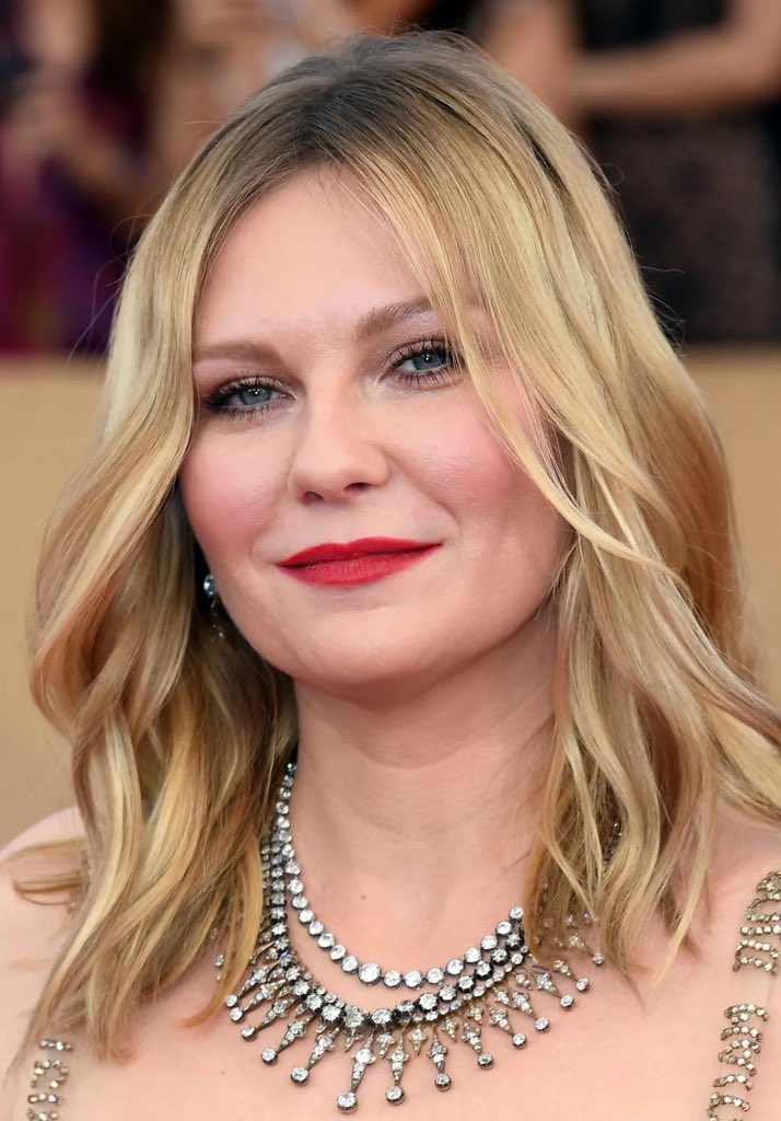 JonnyLeTran5's tweet photo. Blessing your timeline with Kirsten Dunst 😍 #KirstenDunst #SpiderMan #SpiderMan2 #SpiderMan3 #BringItOn #CivilWarMovie #Fargo #Jumanji #InterviewwiththeVampire #MarieAntoinette #HiddenFigures #LittleWoman #DropDeadGorgeous #EternalSunshine #TheVirginSuicides #beautiful https://t.co/rH0t1fWWPH