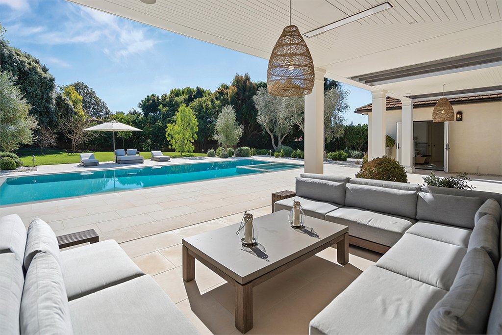 DreamHomesMag's tweet photo. Gated and approached by a long, private drive, this rare Muirlands estate on almost an acre offers extraordinary privacy, scale, and serenity. 

Presented by: @GregNoonanLJ DRE# 00655720 | Berkshire Hathaway HomeServices CA Properties

View: https://t.co/DnZwcxKfB2
#LaJolla https://t.co/dY9WxKLD5e
