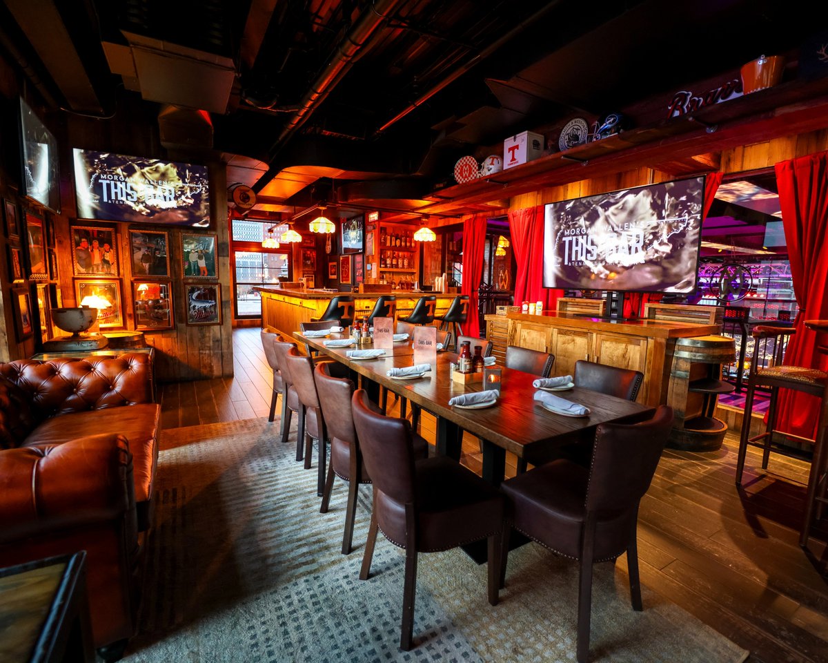 MWThisBar's tweet photo. Looking for a fun and unique group dining experience? Enjoy dining in Morgan’s Skybox 🍽️ Perfect for special occasions or larger parties, our chef-curated prefixed menus and tiered drink packages keeps everything easy 🥃 Book on our website #mwthisbar https://t.co/KSnzmR0Kgd