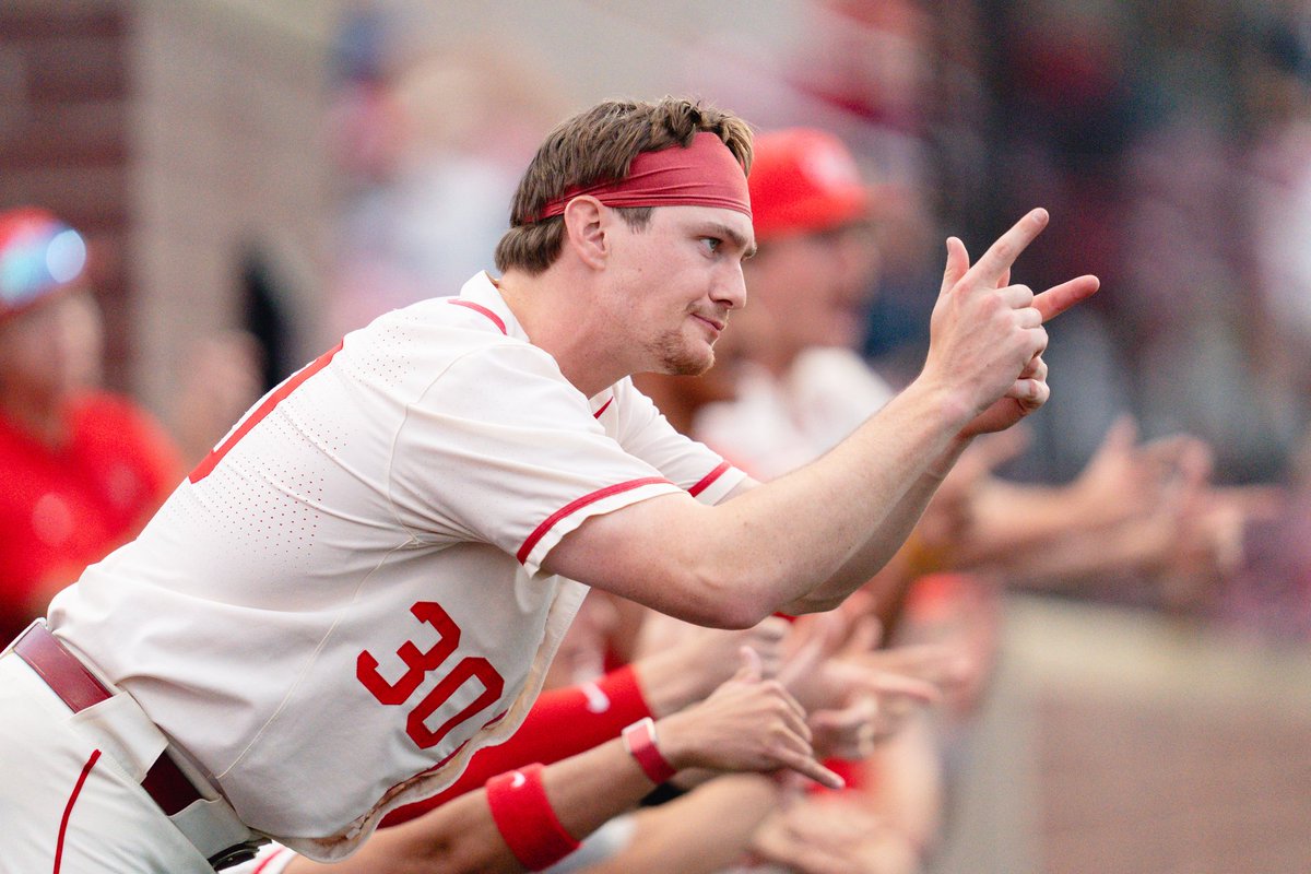 RedbirdBaseball's tweet photo. Thanks for being a Redbird, Nolan🍓 https://t.co/RnoVLWZAjy