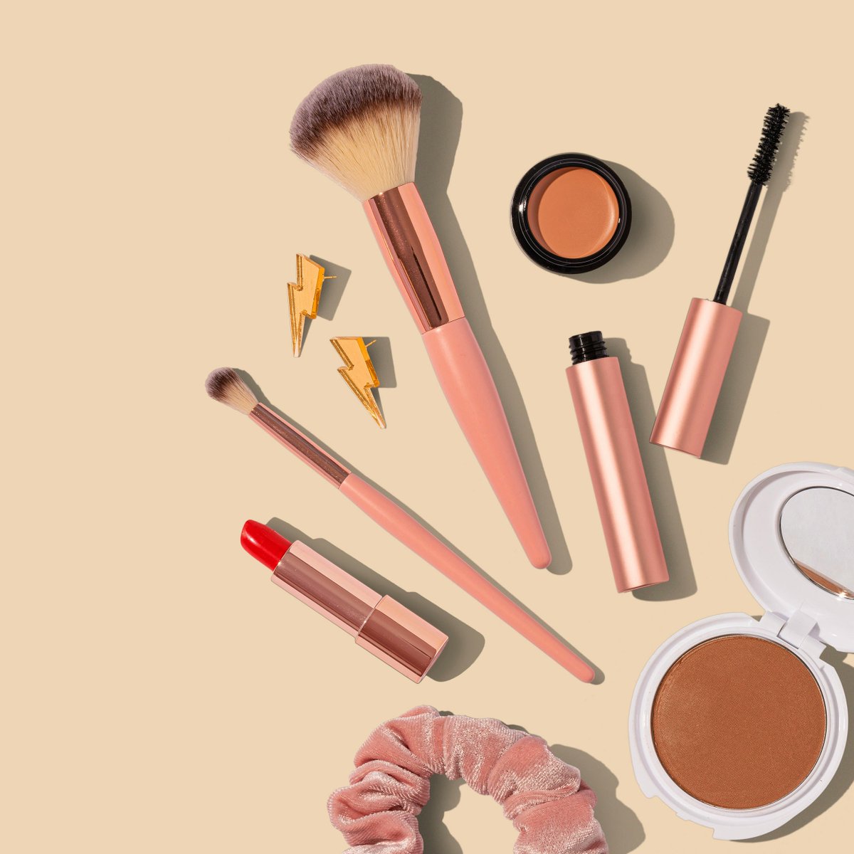 DrKneessi's tweet image. Parabens in cosmetics act as weak estrogens. Select paraben free for hormonal balance.  #Detox
#LiverDetox
#NaturalDetox
#Cleanse
