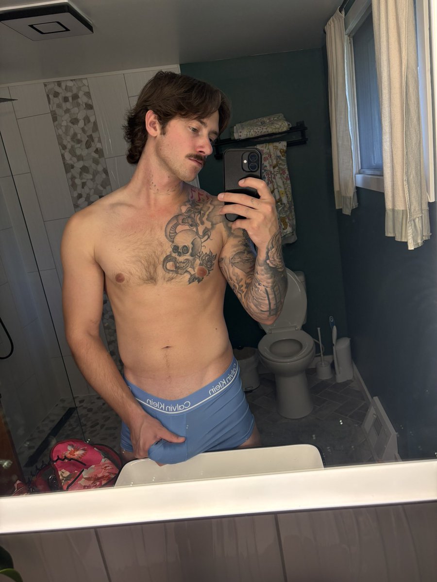 Ian tweet media