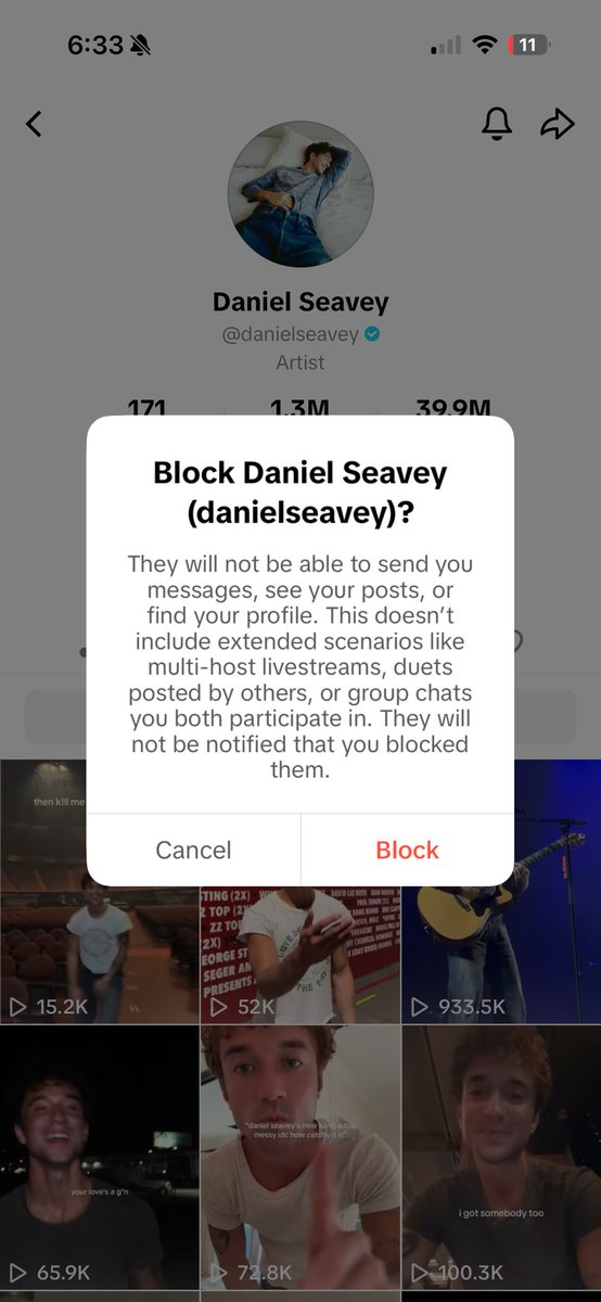 ILY3000SEAVEY's tweet photo. should i block him for doing this without me there? yes or yes? https://t.co/wIHV7c2dkN