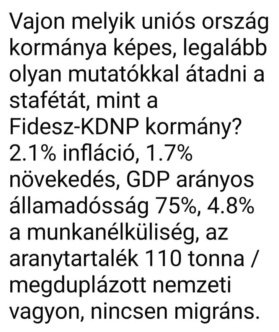 Lipsisimogató plüssbalta tweet media
