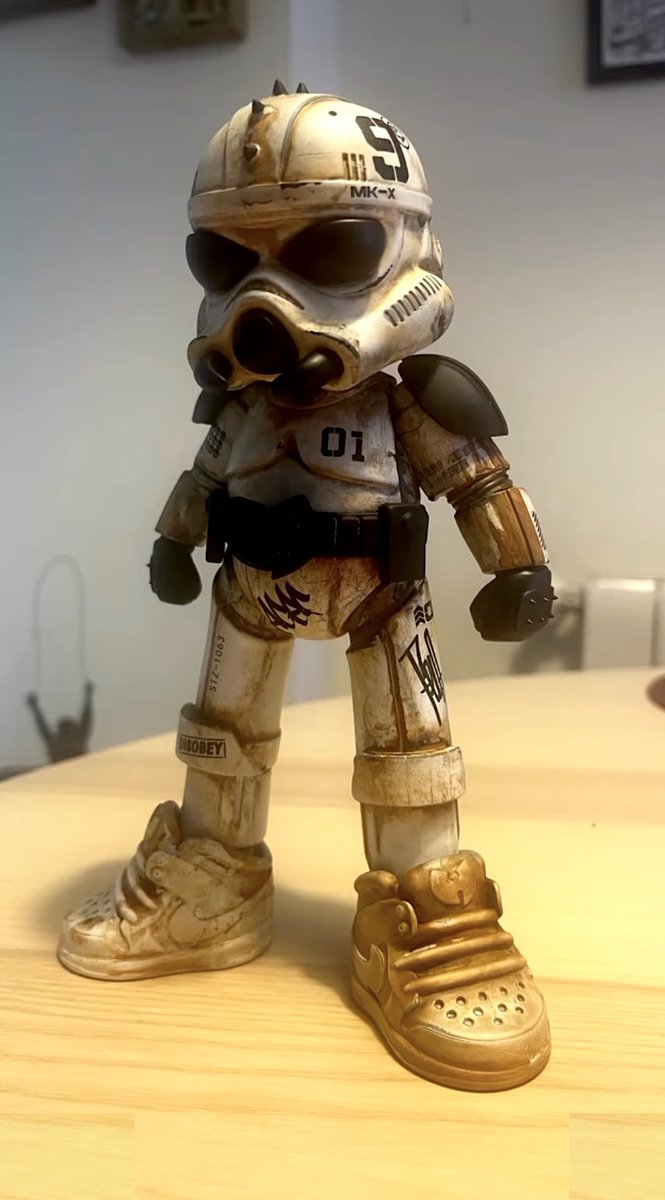 toysrevil tweet media