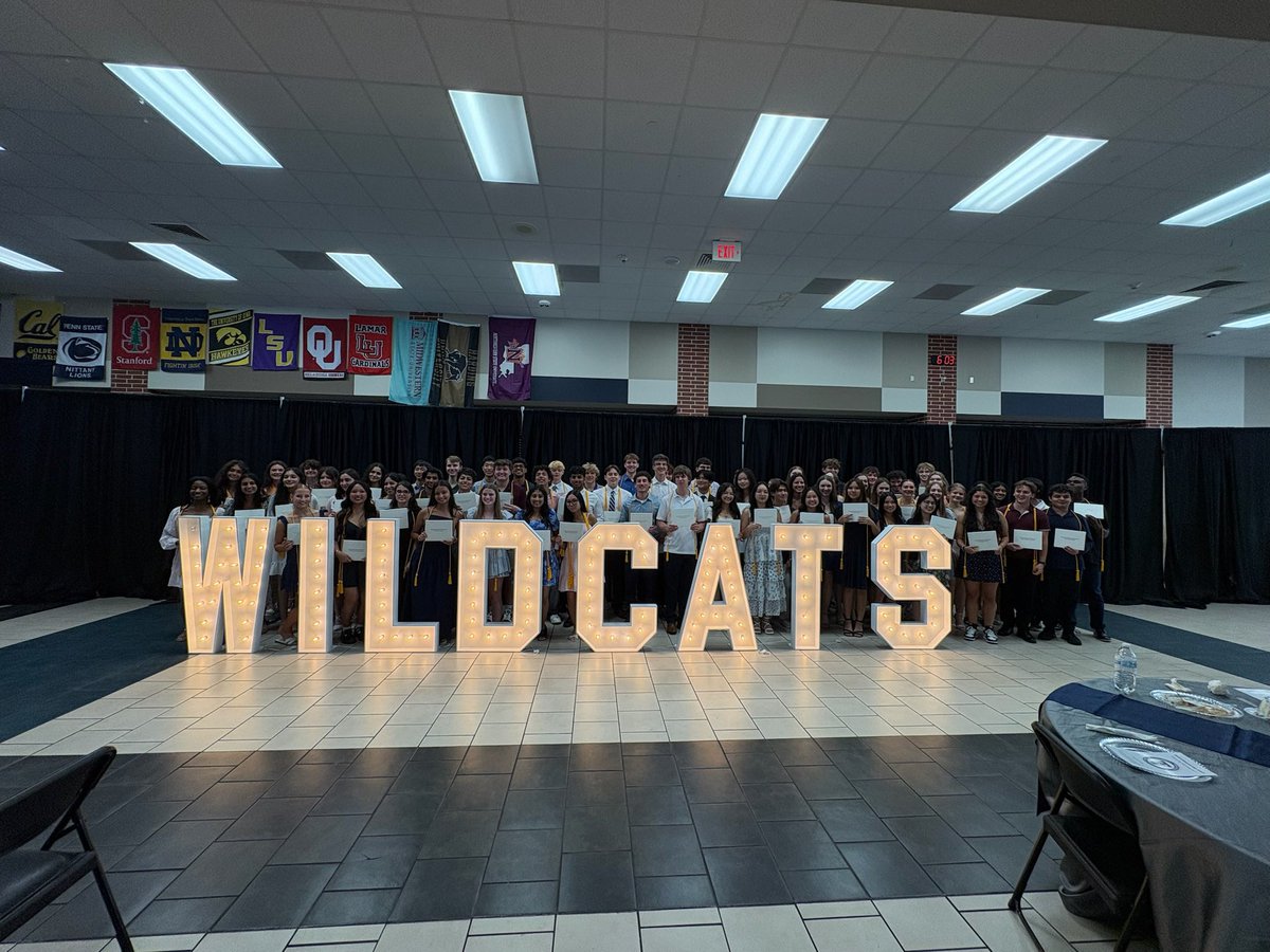 TISDTMHS's tweet photo. We loved celebrating the Top 10% at Tomball Memorial tonight!  #BECATS https://t.co/x2opZ7UwsR