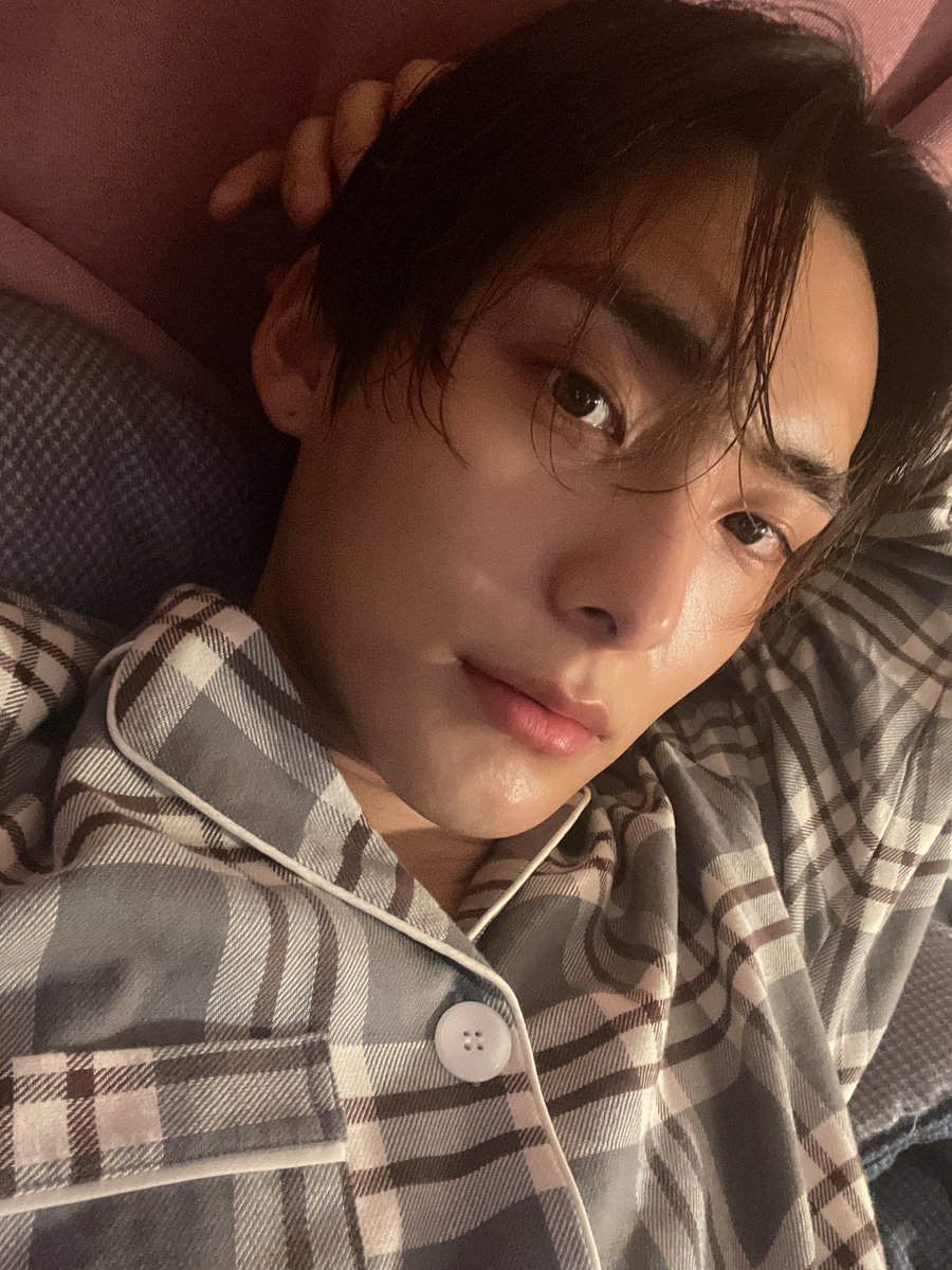daily junhee tweet media