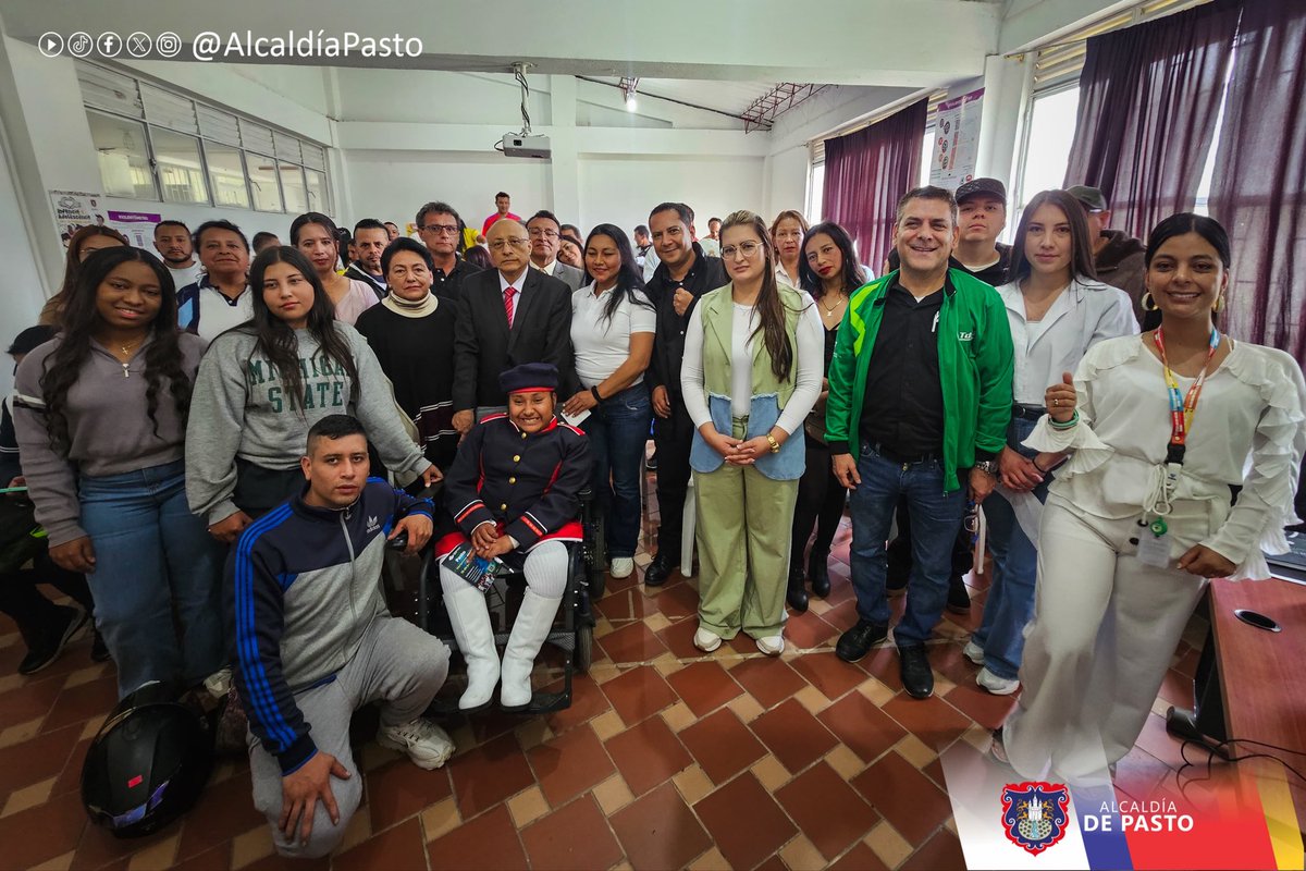 alcaldiapasto's tweet image. El alcalde @NicolasToro2024 conoció los 5 nuevos programas de la IU Tecnológica de Antioquia que se dictarán en la I.E.M. de La Paz (Aranda).

👉🏼 Inscripciones hasta el 16 de junio.
👉🏼 Info en la Secretaría de Educación.

#Educación #Pasto #Oportunidades
