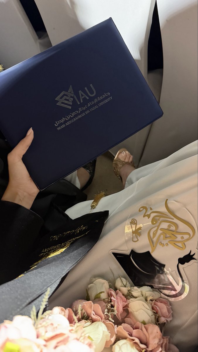 mu2nera's tweet photo. التخرج طلع حقيقه🥹❣️❣️❣️❣️
ربي لك الحمدلله حتى ترضى❤️❤️❤️ https://t.co/2cxygx3jGB