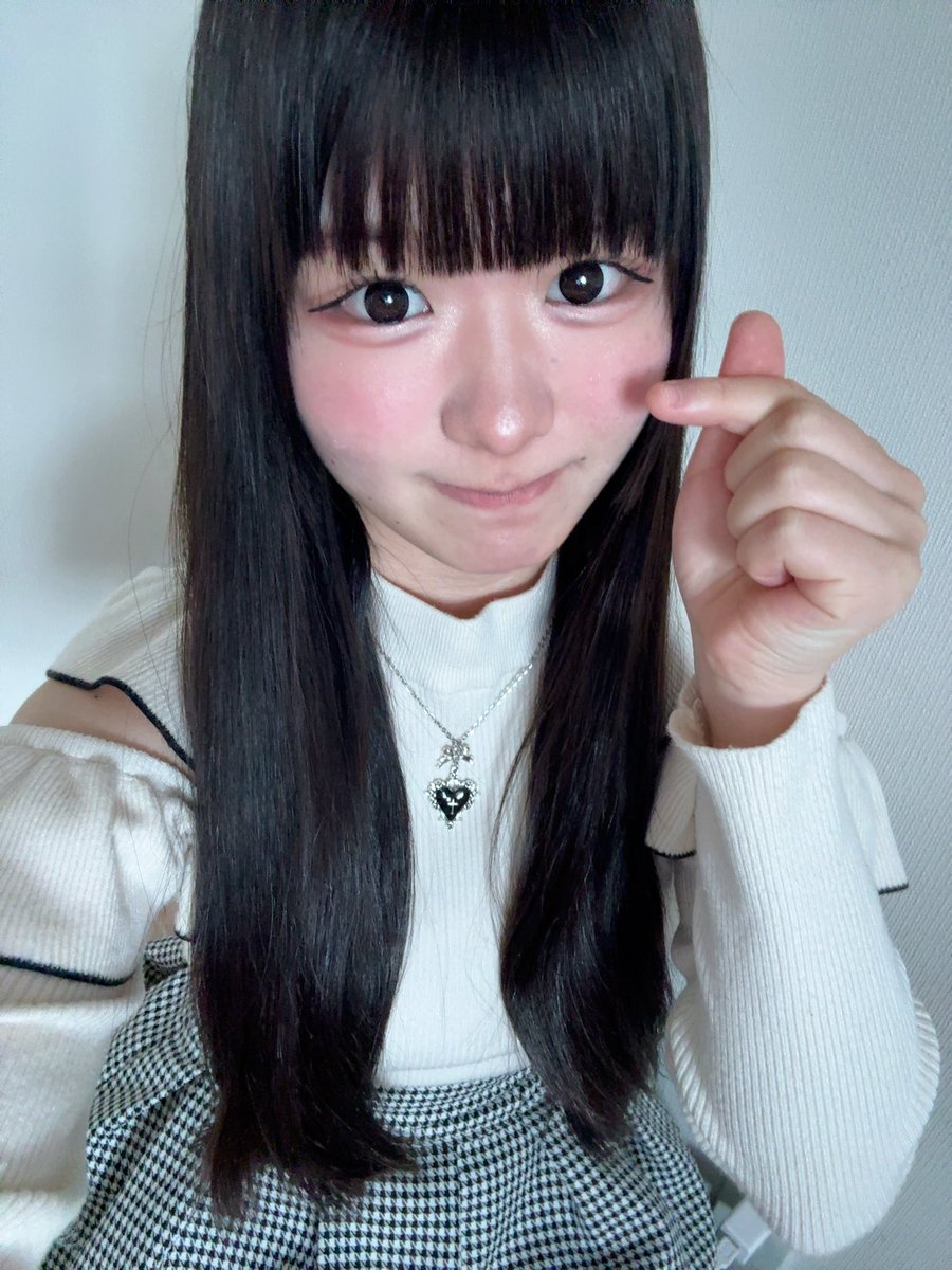 Heartaika_boso's tweet photo. おはよぉぉぉーー！
そして朝配信もありがと(ᐡ ̥_ ̫ _ ̥ᐡ)
寒いし雨だけど今日も頑張ろ🫰🏻💕 https://t.co/jRQY4SLRjP