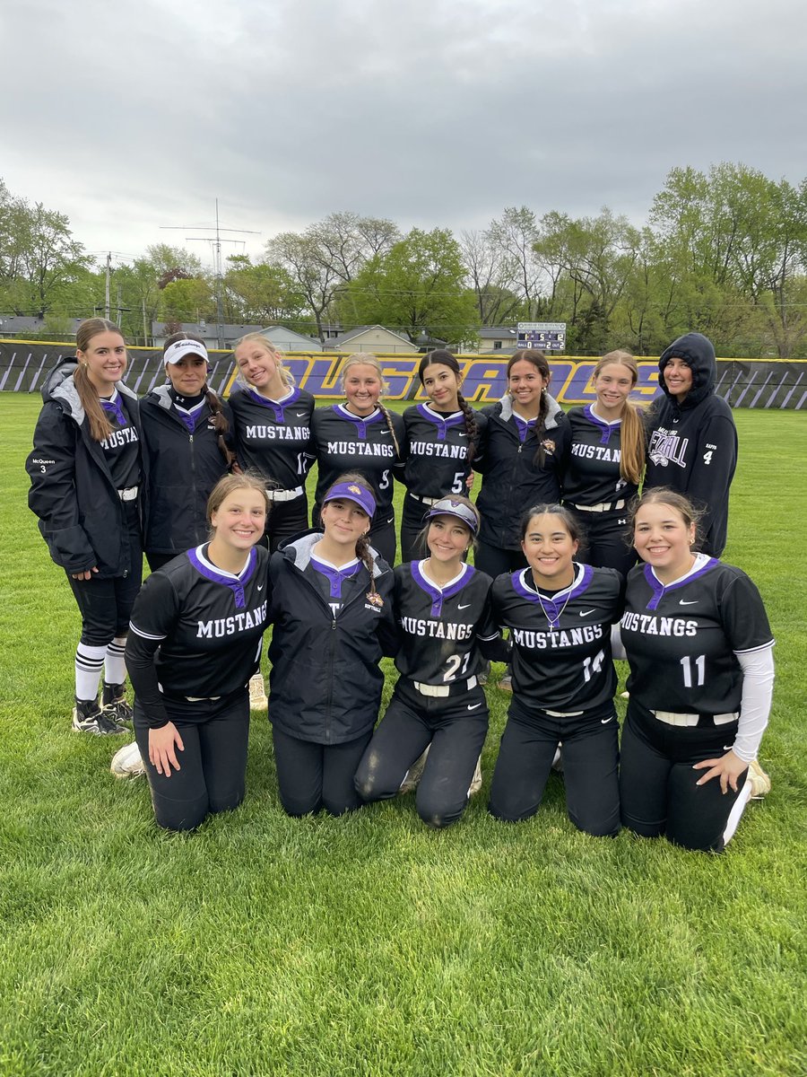Rolling Meadows Softball tweet media