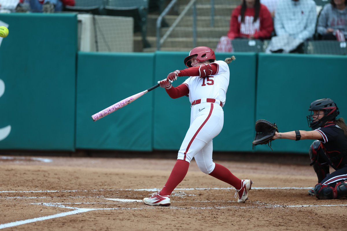 AlabamaSB's tweet photo. Brooke Wells ties Kaila Hunt (2012) for 3rd place on Alabama's single season home run record list!

#Team30 #RollTide https://t.co/SSVgzGEL0l