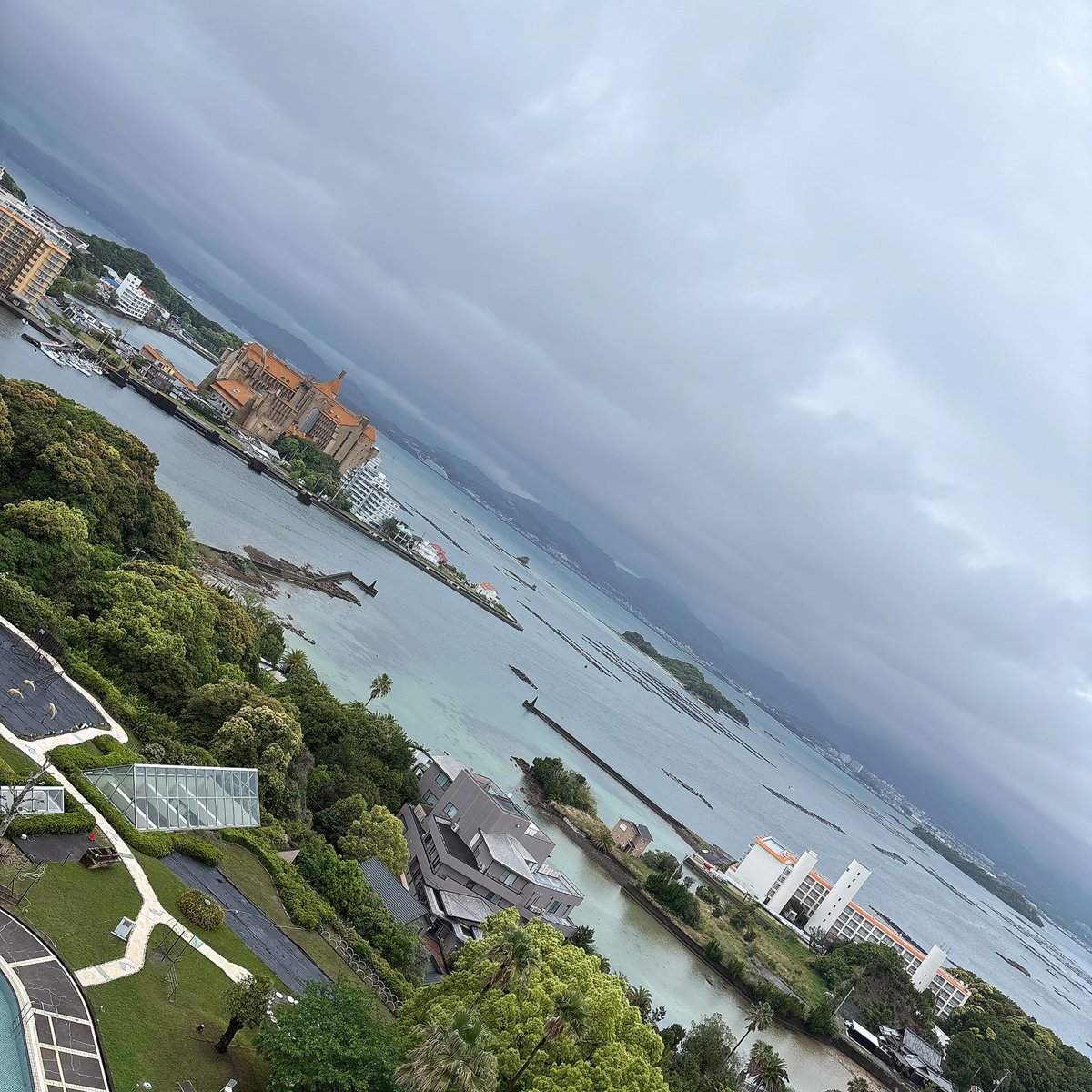 s___23x's tweet photo. 白浜なう ٩( ᐖ )۶ https://t.co/IhiOssXwtO