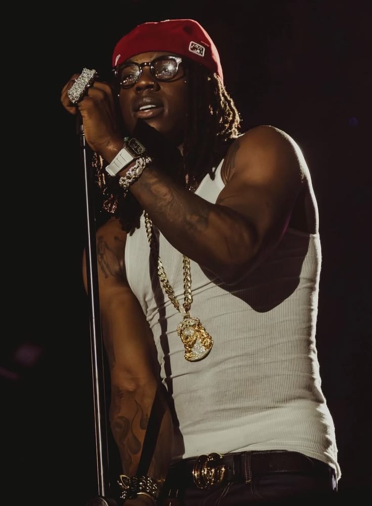 Eightytwo Chainz 😎 tweet media