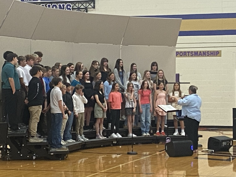 pride_purple's tweet image. Our 5th through 8th grade music students were in the spotlight tonight. We heard musical arrangements from our band and vocal music departments. Great job Lions! #WhatWeDo