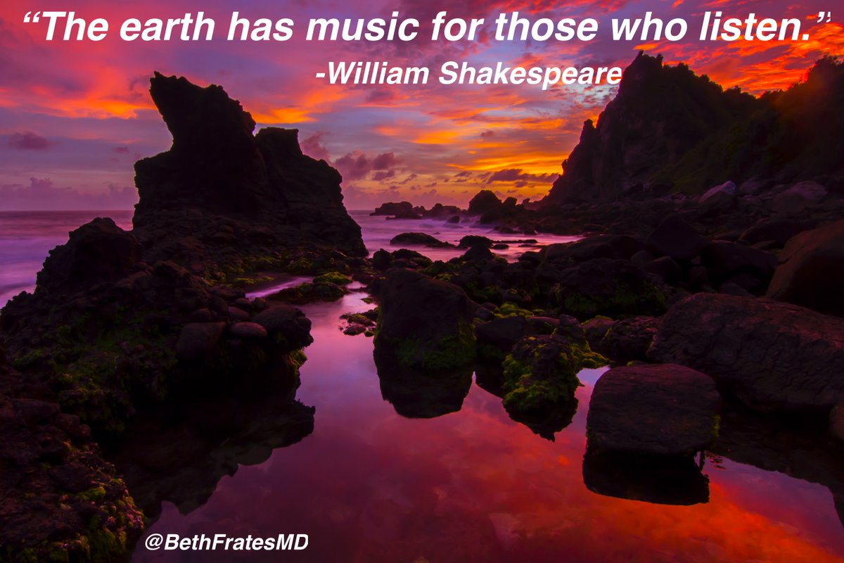 BethFratesMD's tweet image. When we pay attention to what's around us with all of our senses, it's amazing what we see, smell, feel, taste and hear....💗

#ThursdayMotivation #ThankfulThursday #Mindfulness #MindBody #HealthCoach #MindBody