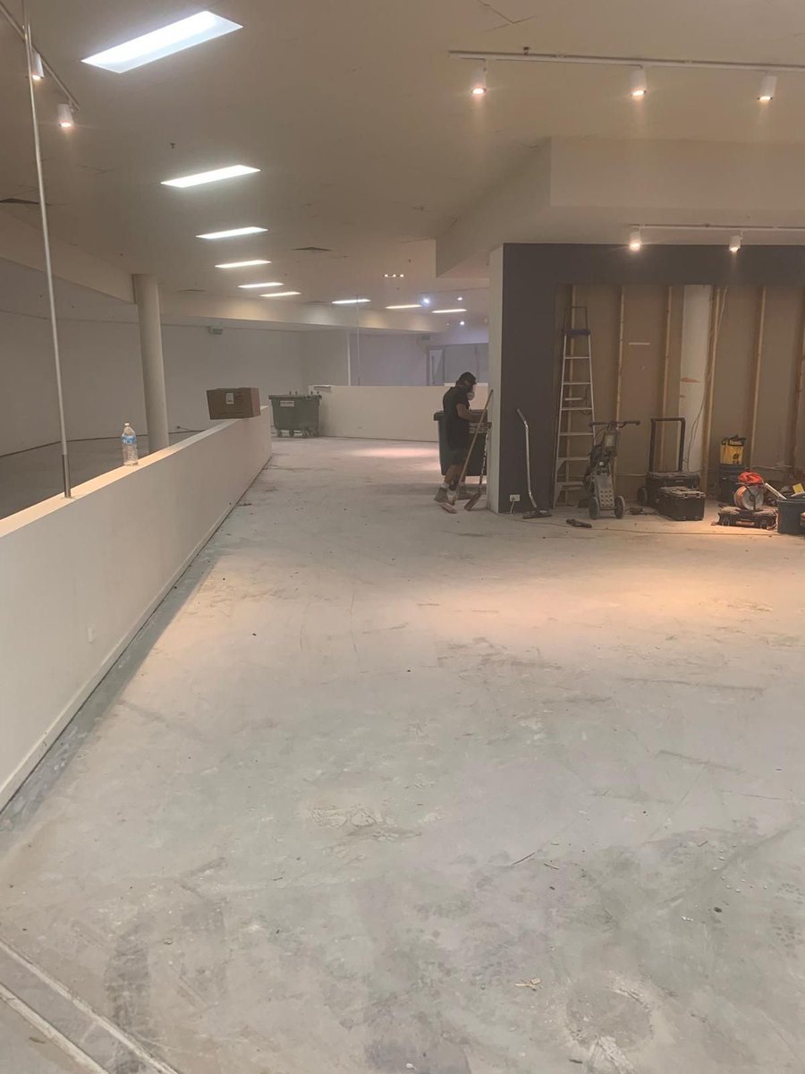StripItOut's tweet image. Commercial Defit - Brisbane  

 DM us for fast quote 

 #floorremoval #construction #demolition #homeimprovement #renovation