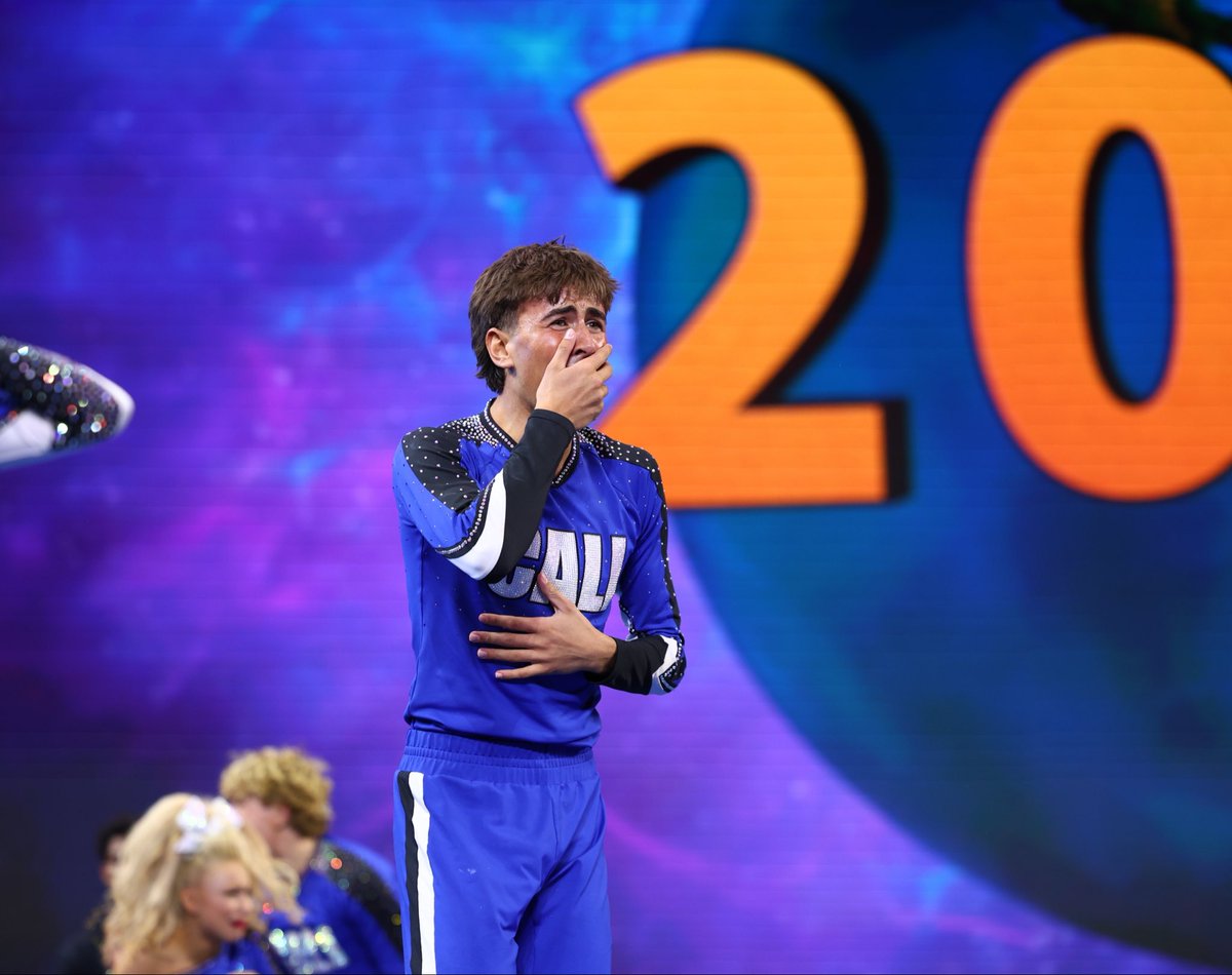 ❥ (@smoedallday) on Twitter photo 