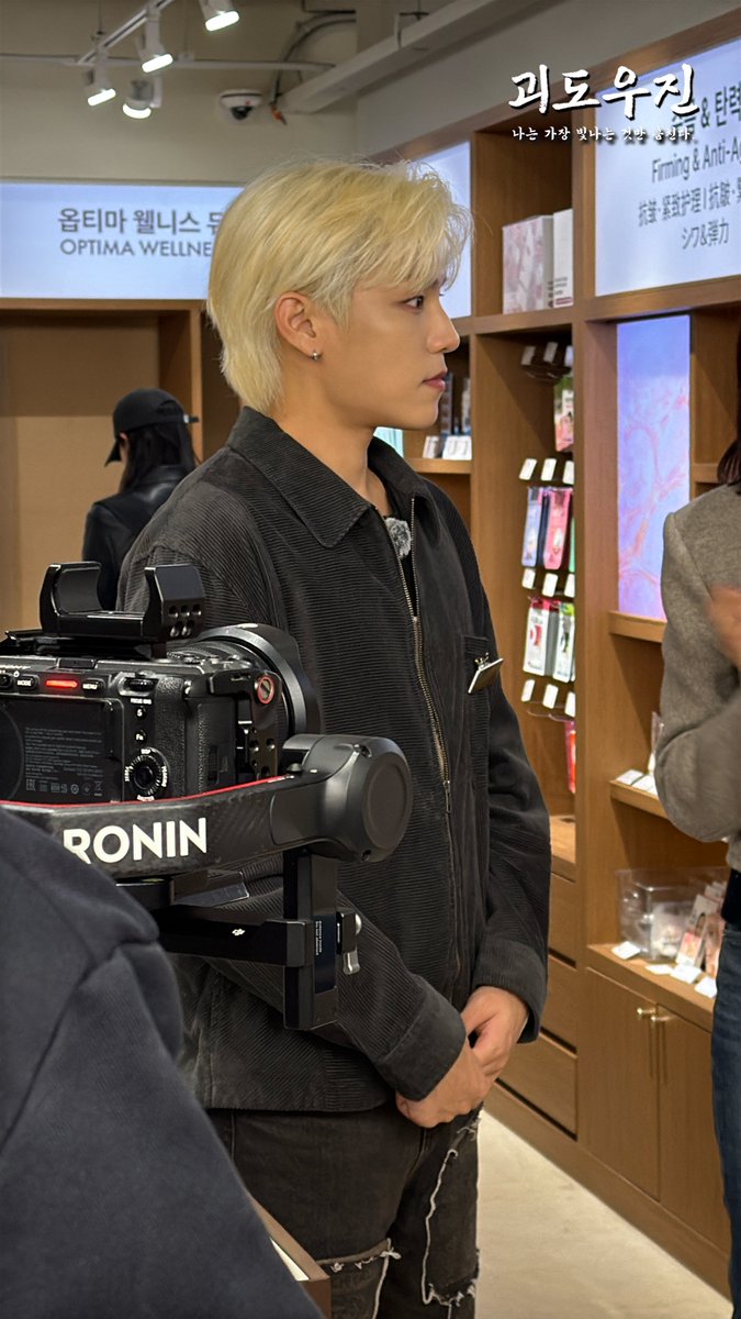 럭키 팩토리 tweet media