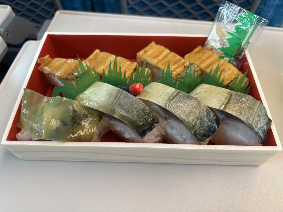 shows_syou's tweet photo. 弁当!!食う!! https://t.co/wddFCTivmE