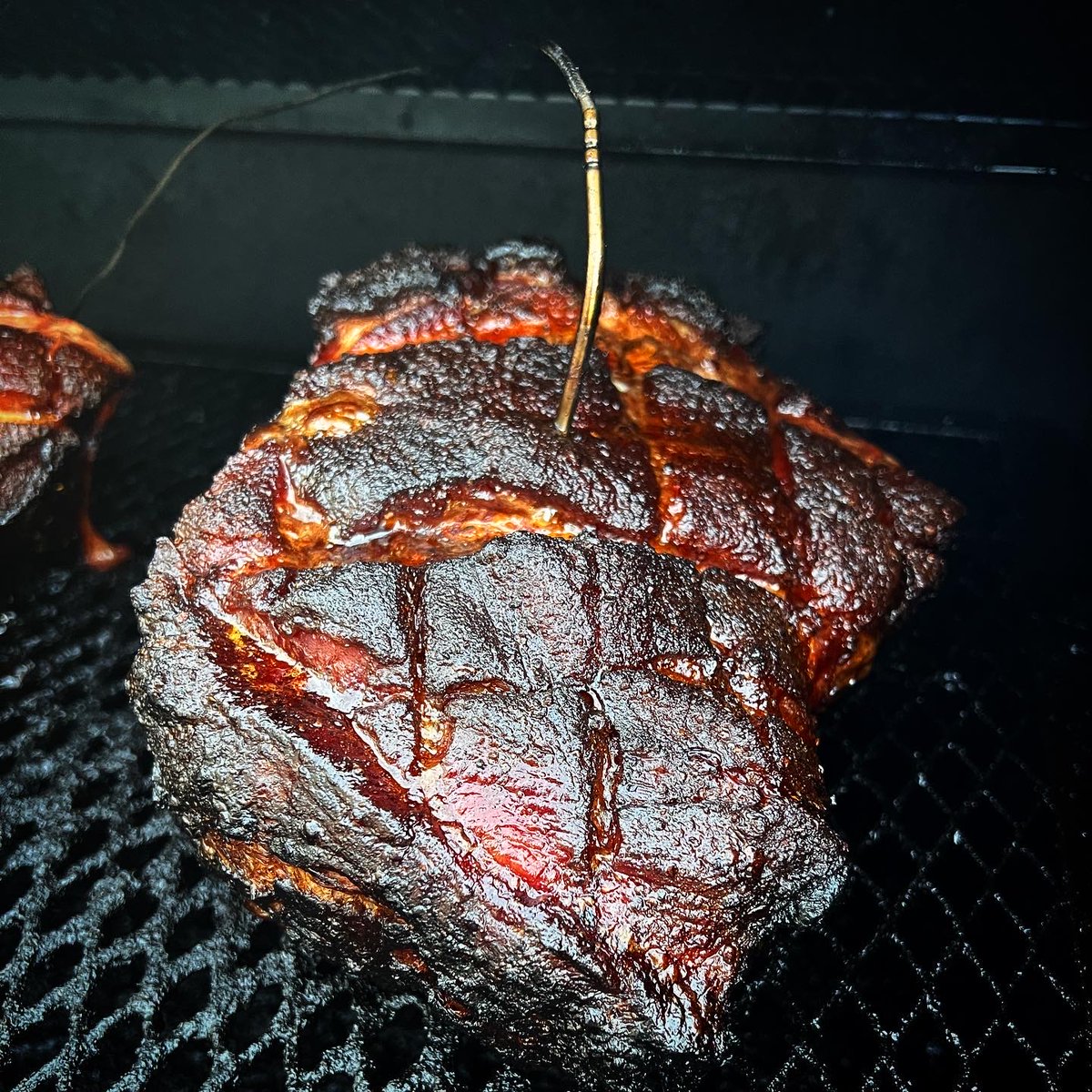 bbqfriend's tweet image. Do you cross hatch the fat cap when you make Pork Shoulder?

#bbq #ncbbq #backyardbbq #bbqfriend