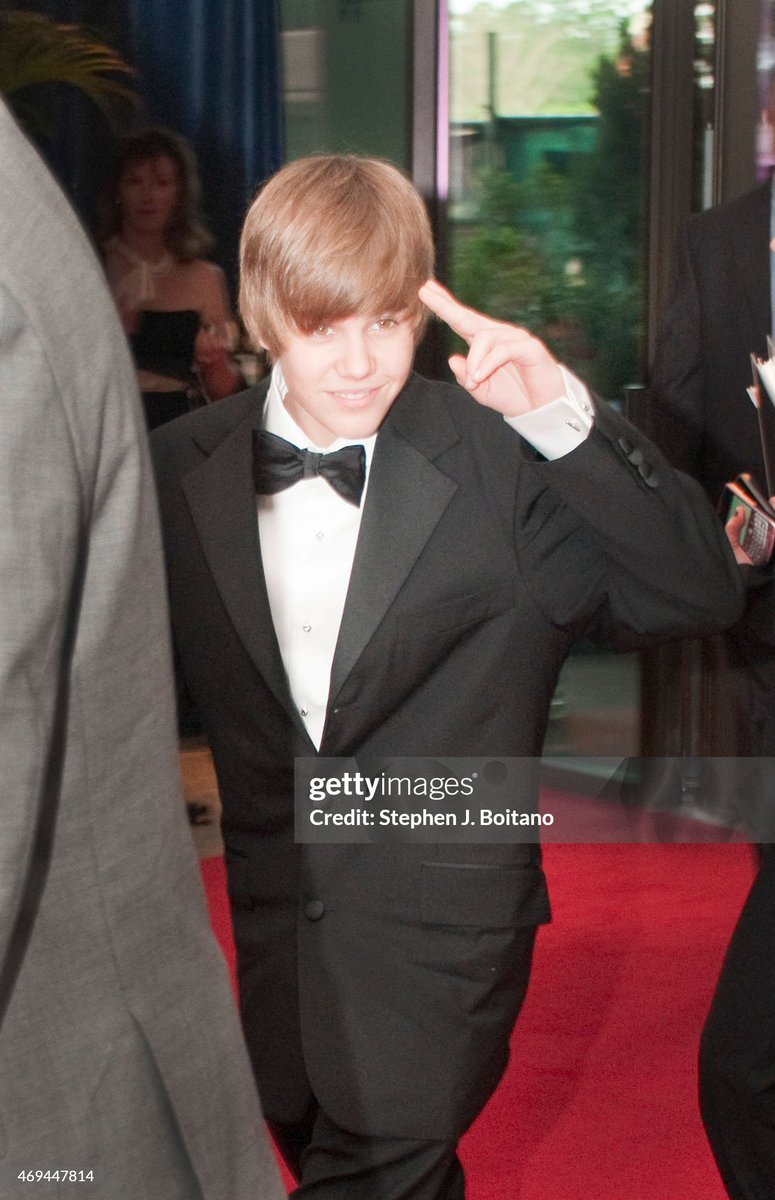 thebiebbers's tweet photo. e esse príncipe https://t.co/FSlS028QKz