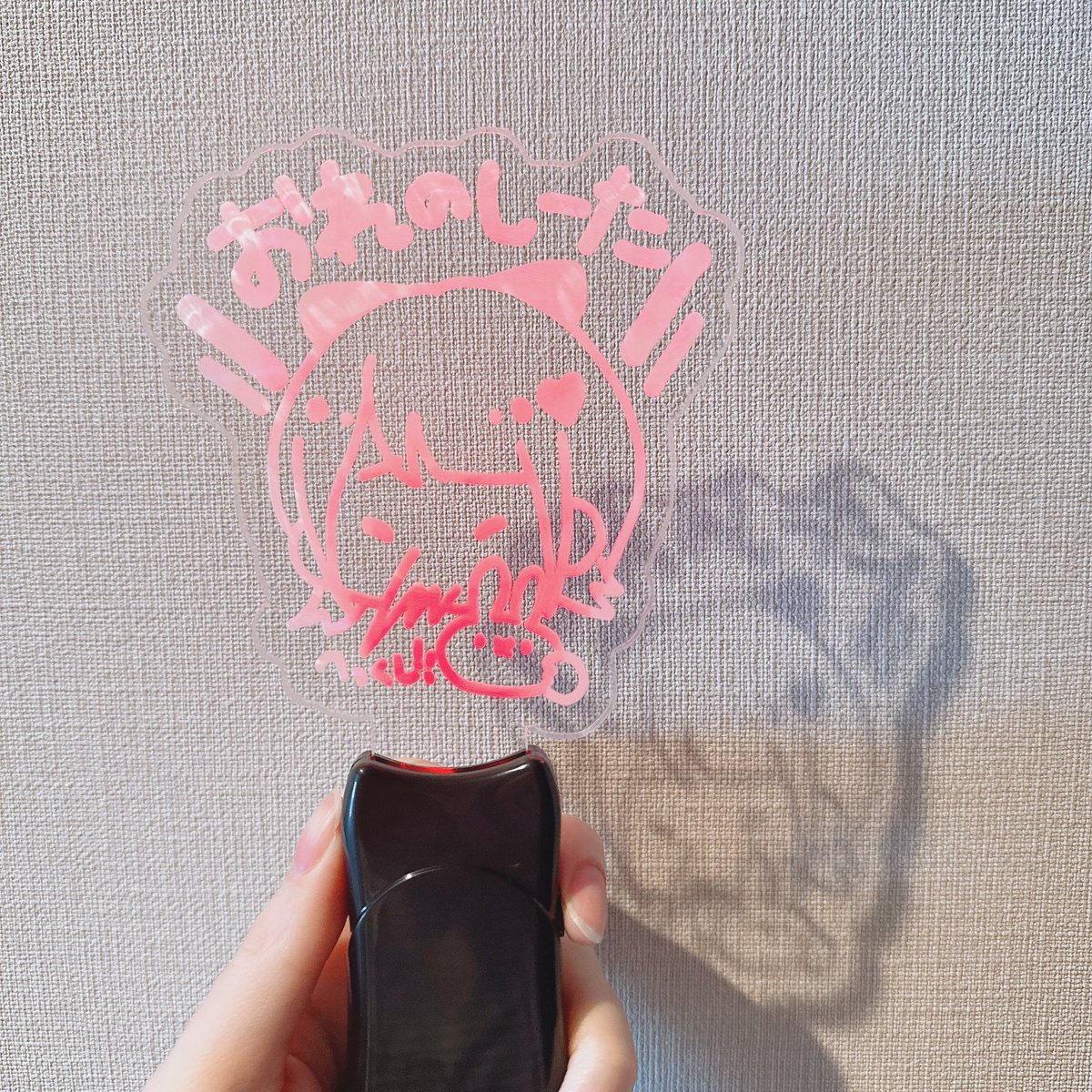 ＼あなたの推しに立候補♡／
マシュマロボイスのポンコツサポメン

推しマ:🤧❣️
カラー:ポンコツレッド

巡回🏷️#しーたとバルス
思い出🏷️#チェキ撮りましーた

個数限定個人ペンラ物販にて販売中❣️
通販でもげっとできます
🔗tiamoa.base.shop/items/142887357