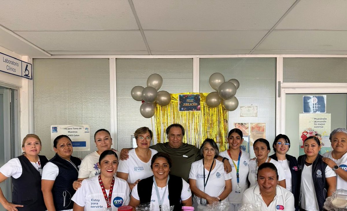 sntsa_37's tweet image. 🎉 Reconocemos la trayectoria del Sr. Ernesto Sánchez Quintana, quien se jubila tras 28 años de servicio en CAISES Colón.

Gracias por su compromiso, dedicación y vocación al servicio de la salud. ¡Le deseamos lo mejor en esta nueva etapa! 👏

#Reconocimiento #Servicio #Salud