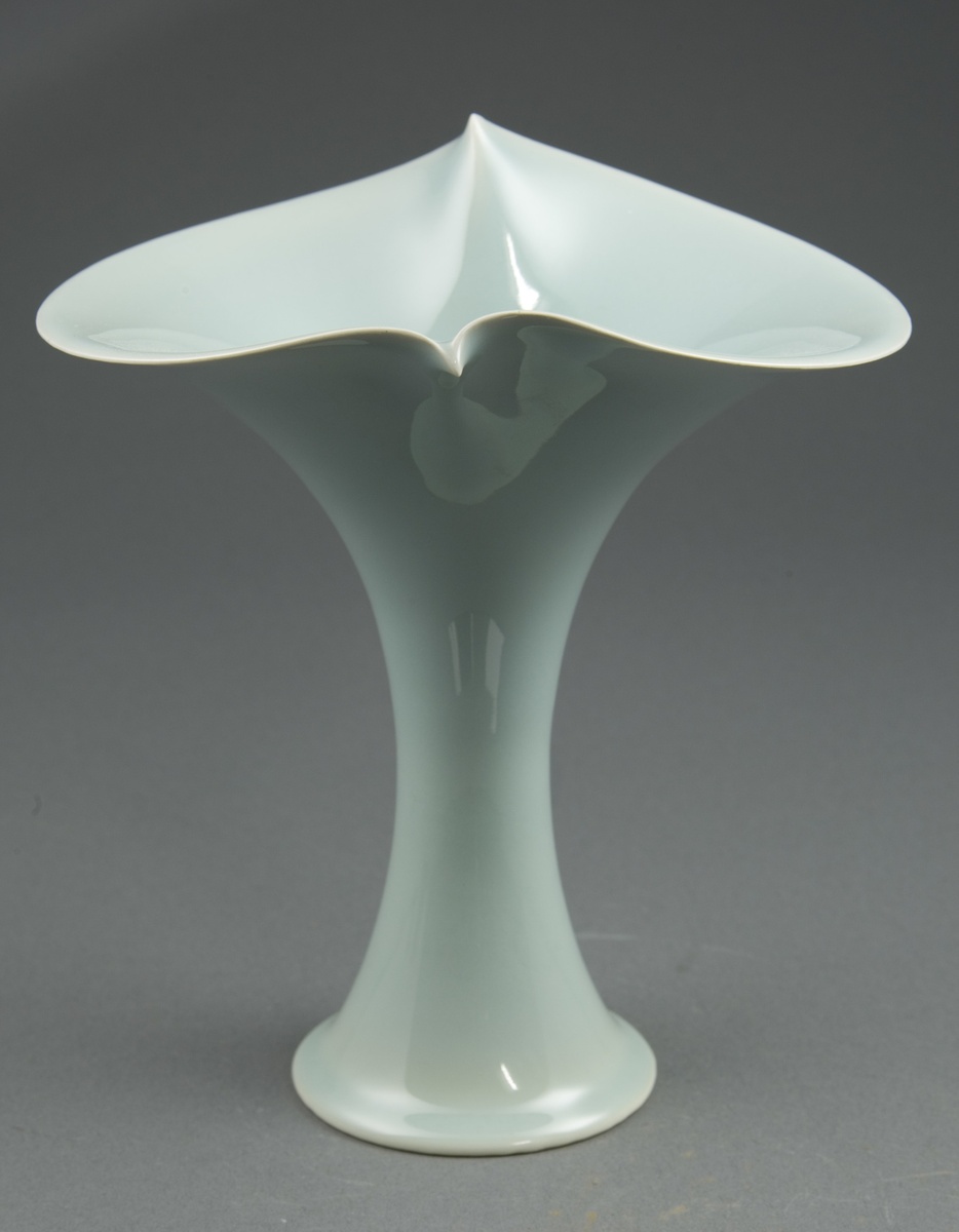 AIC: Asian Art (Bot) tweet media
