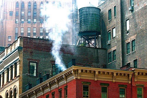 DigitalDaizy's tweet image. Water Towers? I love them ☕️🌃
New York 🇺🇸
#pinterest #instagram #newyork
