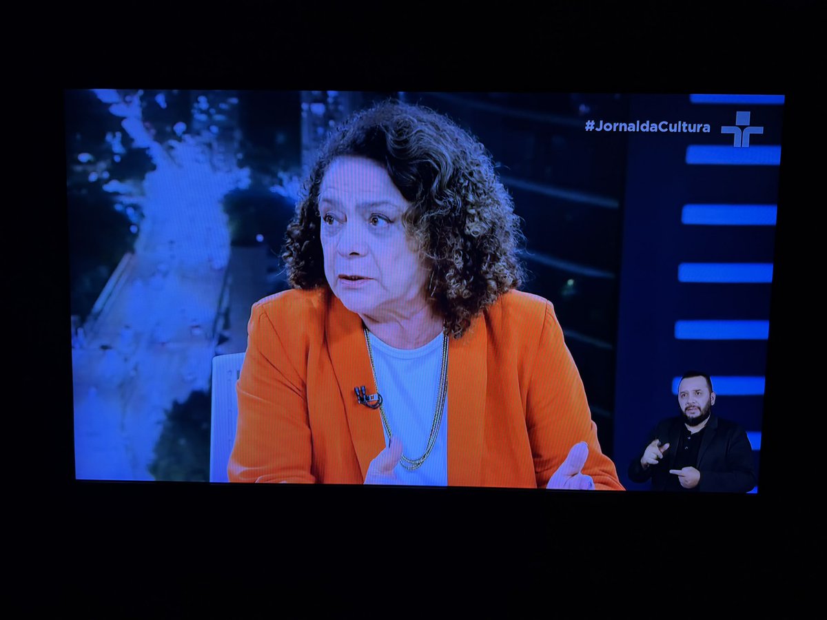 Dai me paciência para esses especialistas da mídia chapa branca. Acabei de ouvir de uma delas que a atitude de Alcolumbre e do Senado de vetarem o nome indicado por Lula viola a prerrogativa do Presidente. Me explica aqui, por que a Constituição prevê sabatina? E onde fica