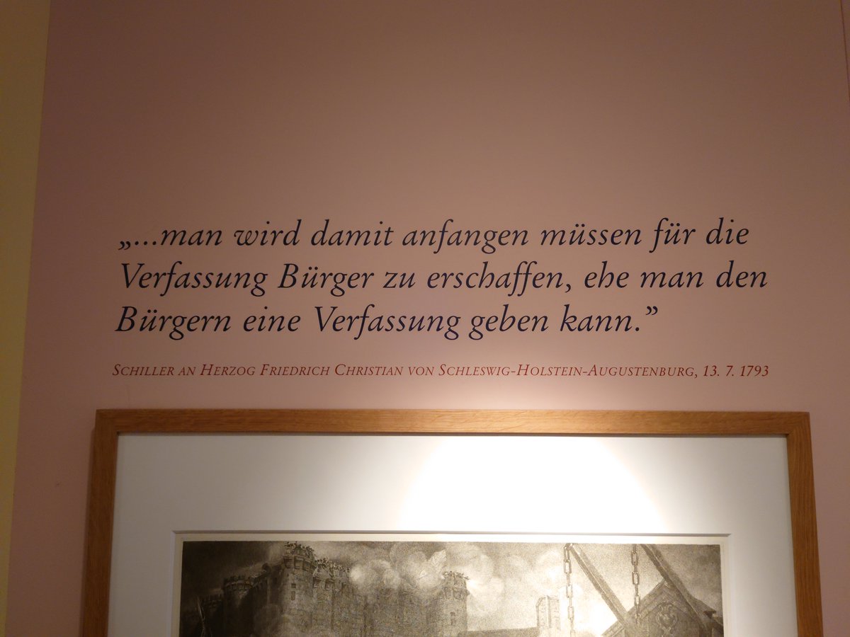 Micha-LEIn tweet media