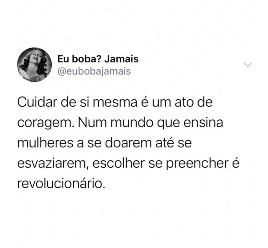 tati sabino tweet media