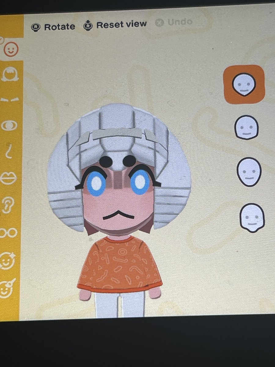 coolsguy45's tweet image. I wanted to share my small little Arcee I made a while back … and her papa #yay