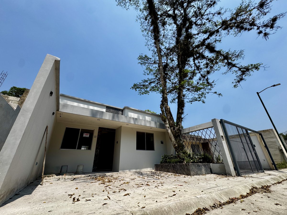 CrocheMx's tweet photo. Casa nueva en venta en Coatepec Veracruz 
$1,905,000 https://t.co/jUyku33PfX