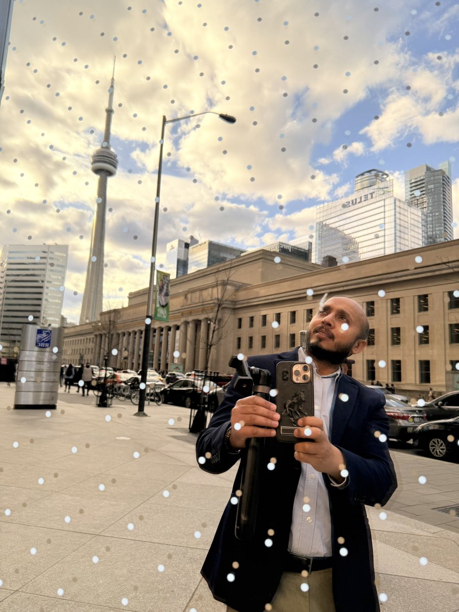 PirAdnanBodla's tweet image. #downtown #CN_Tower 🇨🇦❤️🫶🏻 #Toronto