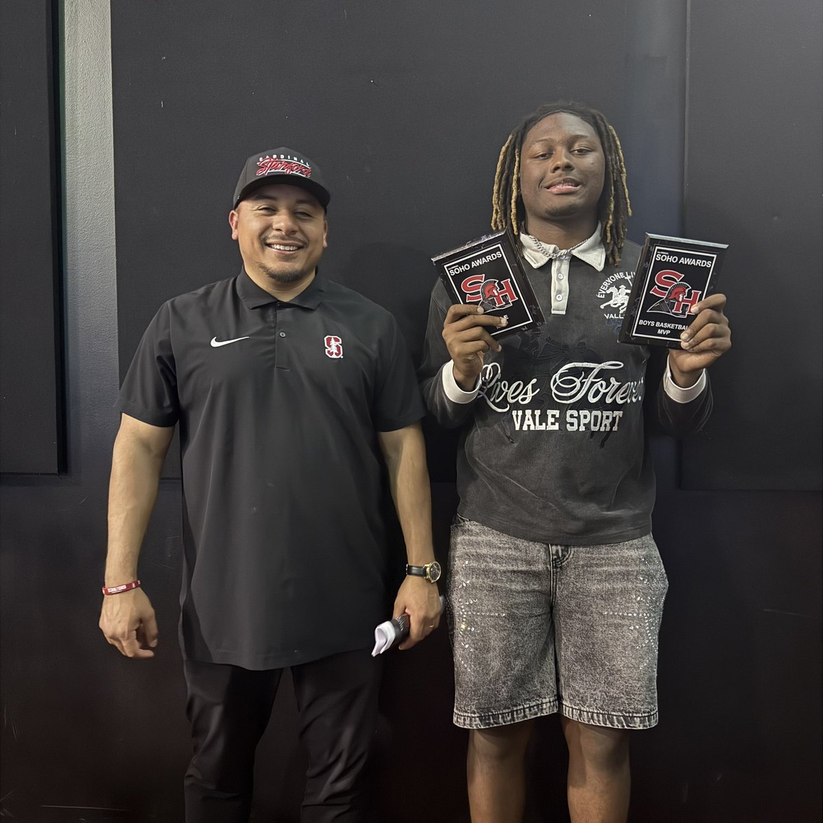 Xaviermuhamma24's tweet photo. Thank you @StanfordFball and @Albert_GarciaFB @IAm_JameFlame @Big75Fella for hanging out with me at my awards program. Appreciate the love!

#StudentAthlete #GrindSeason #KeepPushing #FridayNightLights #BallisLife #TwoWayPlayer #TrustTheProcess

@sohofootball @PasadenaISD_TX
@TomLoy247
@BallSoHardSS @CalebSisk_ @josh_newberg
@C_Hudson 
@On3 @joeagleason
@SWiltfong_ @hoopivate
@LeeAnnHerringOM @ChadSimmons_ @samspiegs @hoopivate @PHCircuit @TheUCReport @Rivals @NationalScoutin @bigsloan32
@djones8301 @On3Spots @JGonzalesJr10
@NationalScoutin
@BallSoHardSS @jackson_dip @RallyPreps @BlueChipsCEO @LoneStarPrepsTX
@UnderArmour @UANextBHoops
@IshmaelMuh47512 @RosalindMuhamm1