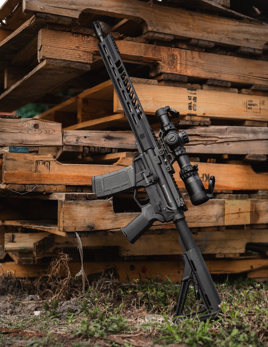 DBFirearms's tweet image. Rugged enough for the field, precise enough for competition. #AmericanMade #BuiltToRun #DB15 #PewPew #AR15